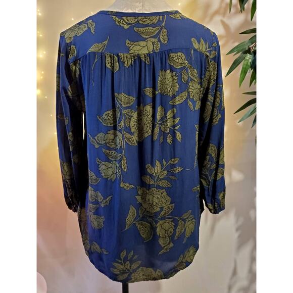 a.n.a. Floral Peasant Keyhole Tie Neck Hi-Low Blue/Green Blouse Women's Size M - Picture 3 of 9